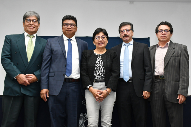 A_Economia_14 Forma BUAP profesionales competentes que orientarán el futuro del país