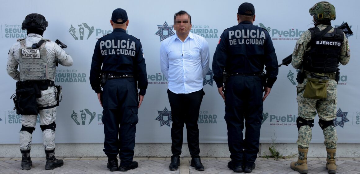 WhatsApp Image 2026-01-30 at 10.46.21 AM Detiene Gobierno de la Ciudad a un hombre por el delito de robo a interior de vehículo