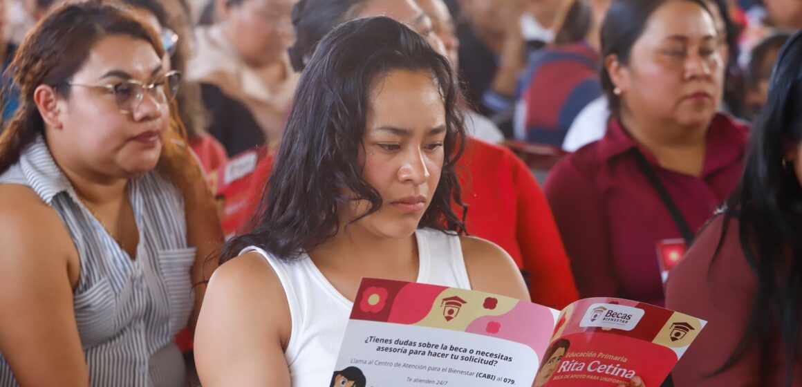 IMG-20260219-WA0025 Impulsan becas Rita Cetina en Puebla