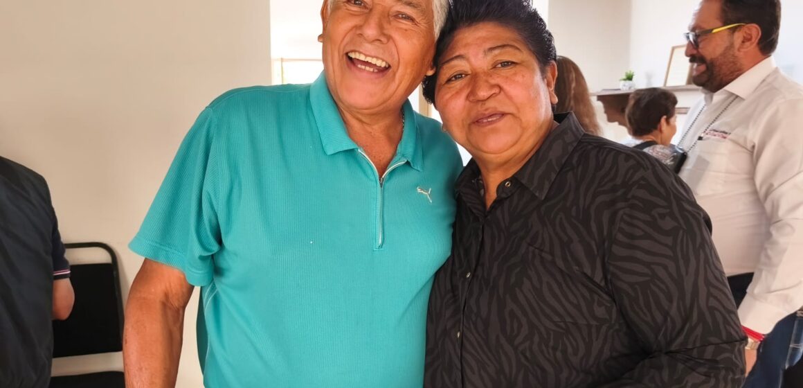 Sindicato de burócratas entrega premios al “Mérito para el Personal Jubilado”
