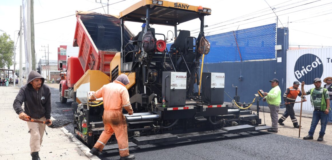 Infra_2006_(8) Inicia Gobierno del Estado pavimentación de Gran Avenida y Camino Los Molinos