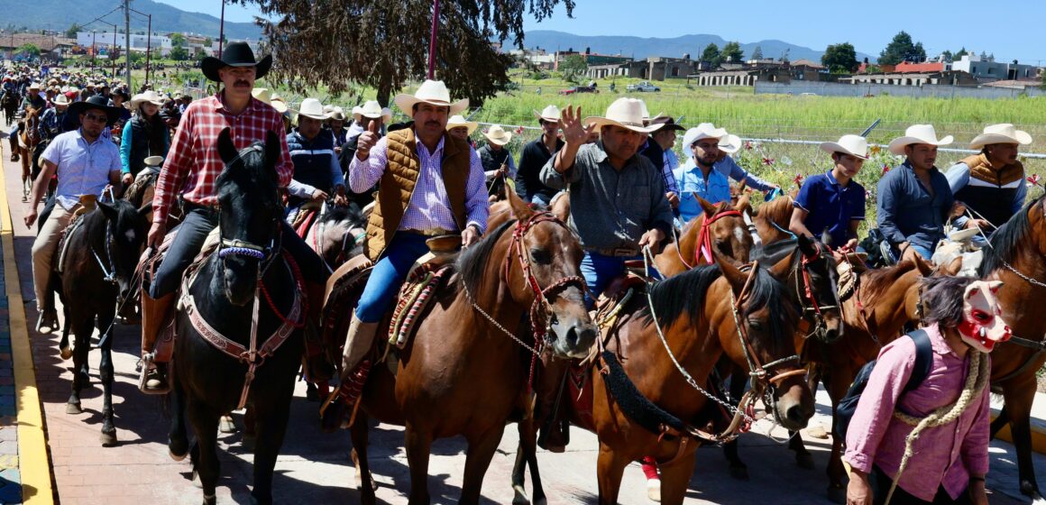Tradición, identidad y turismo distinguen la histórica cabalgata de Chignahuapan